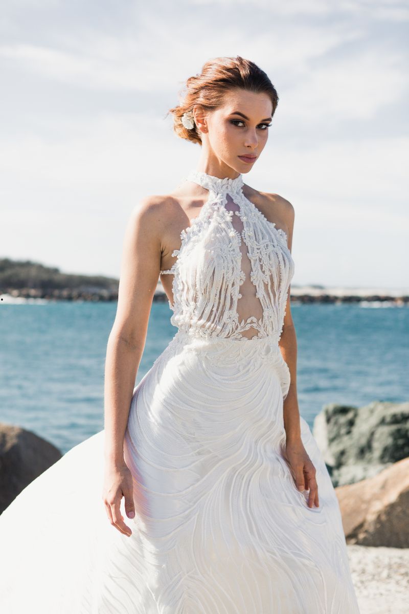 backless wedding dress