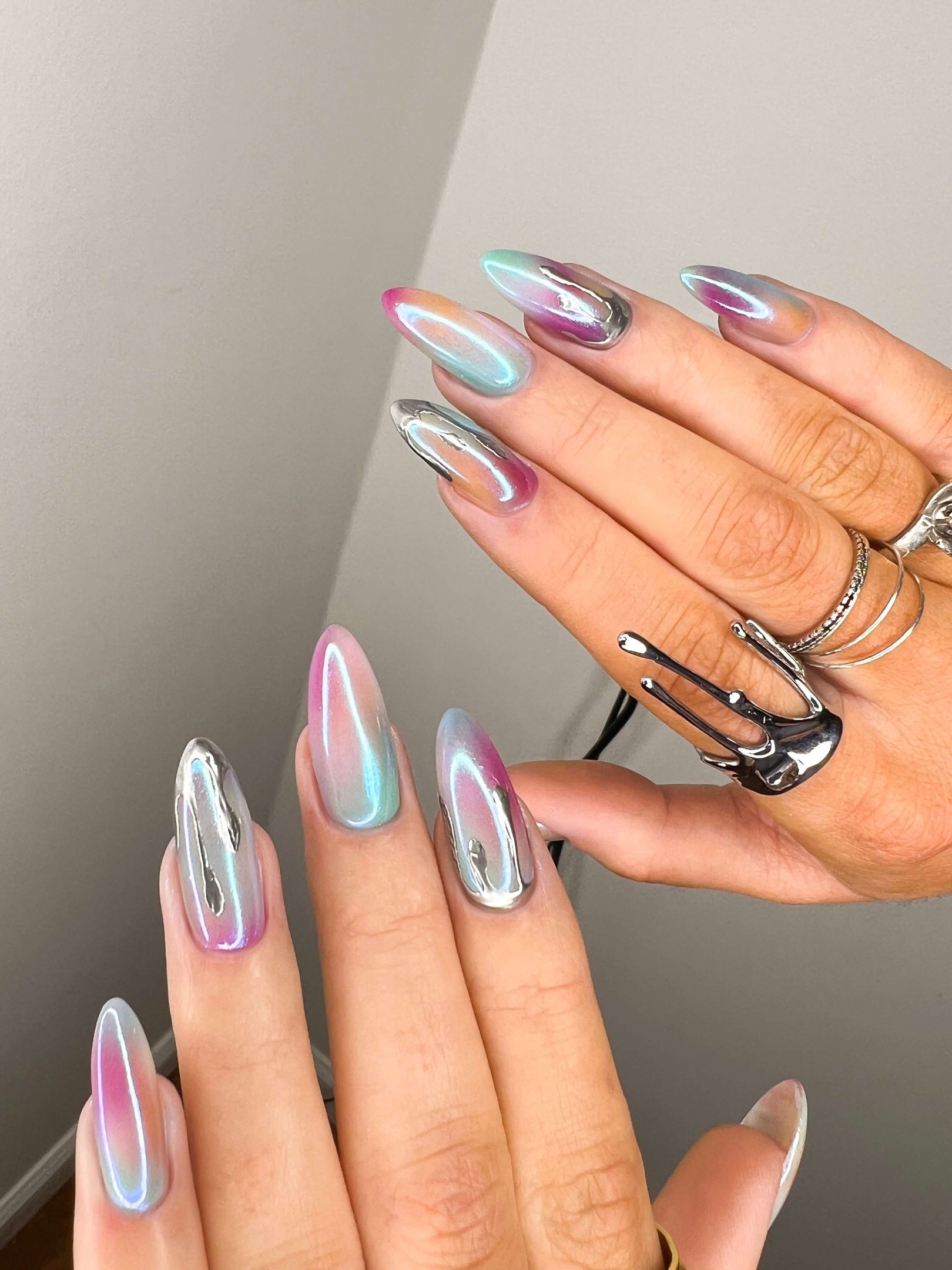 chrome mirror nails