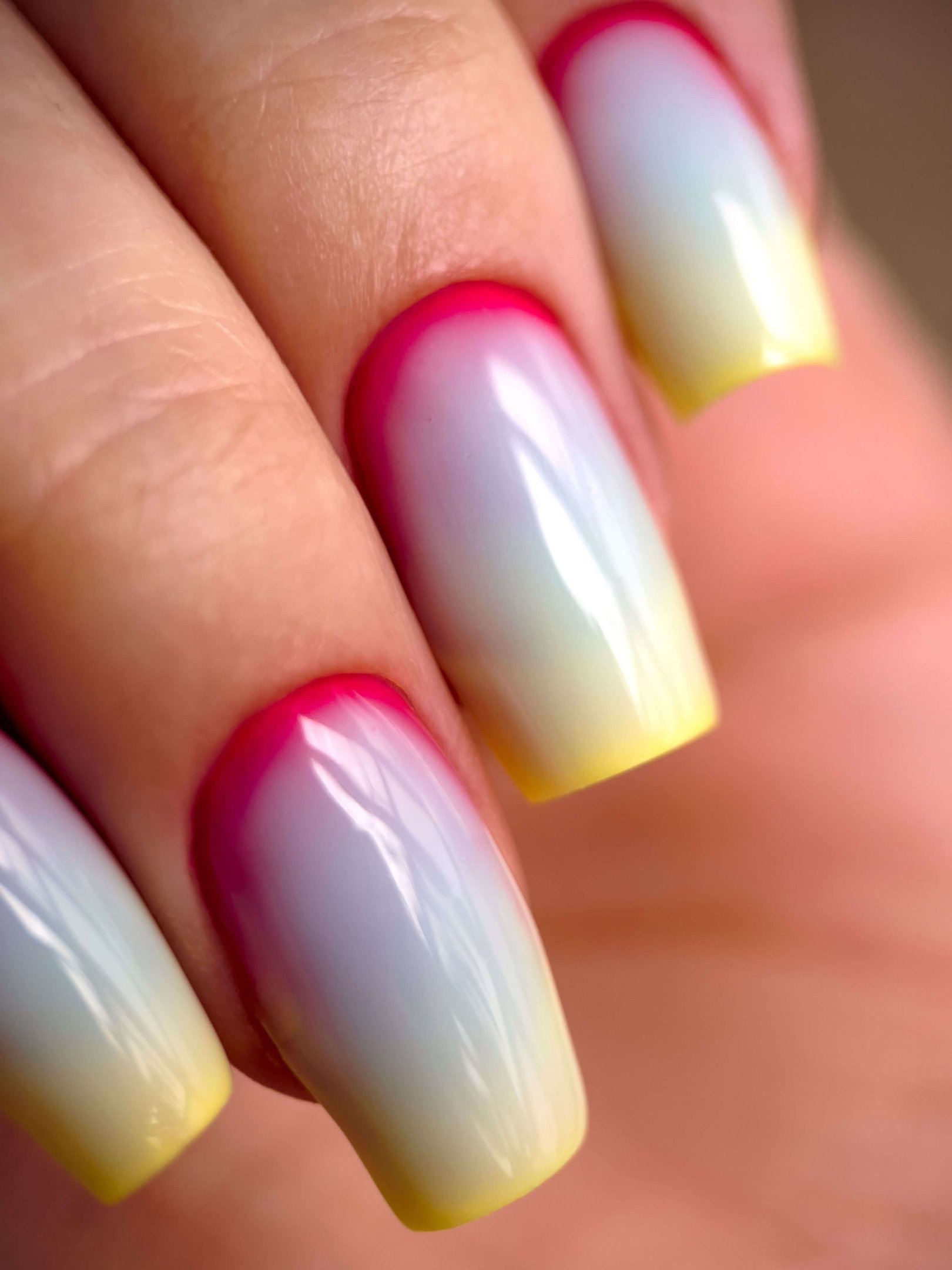 clorful ombre nails
