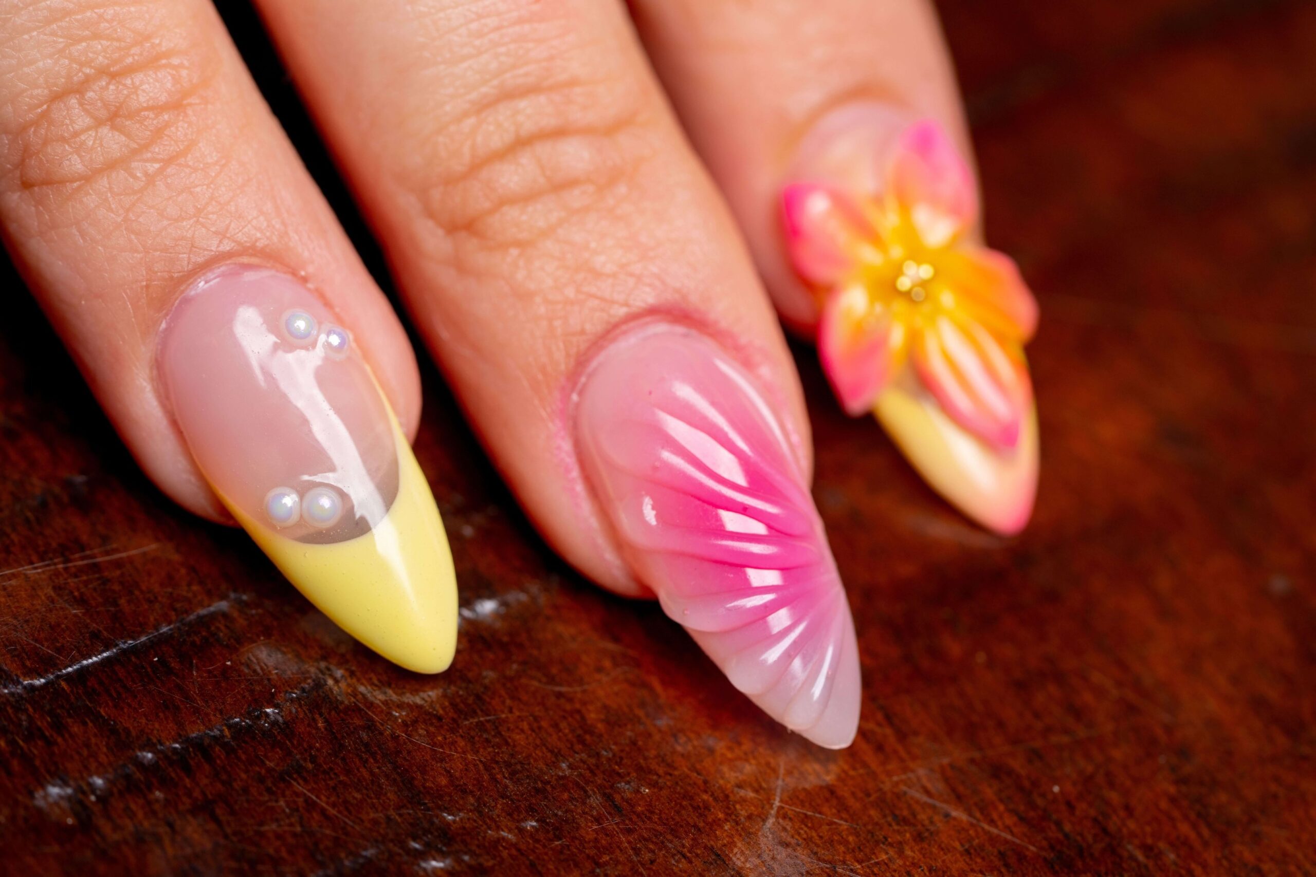 3D flower nail design