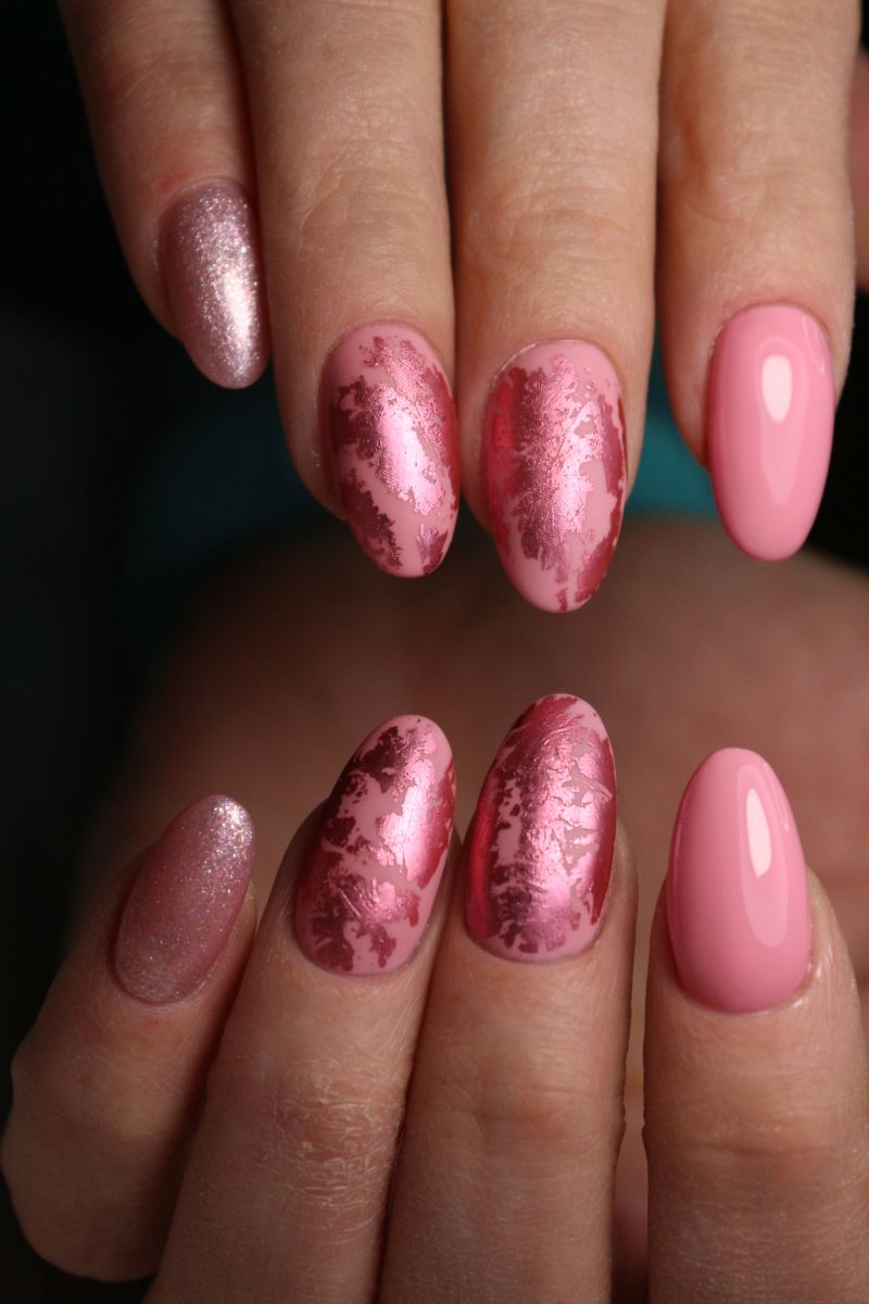 glitter nails