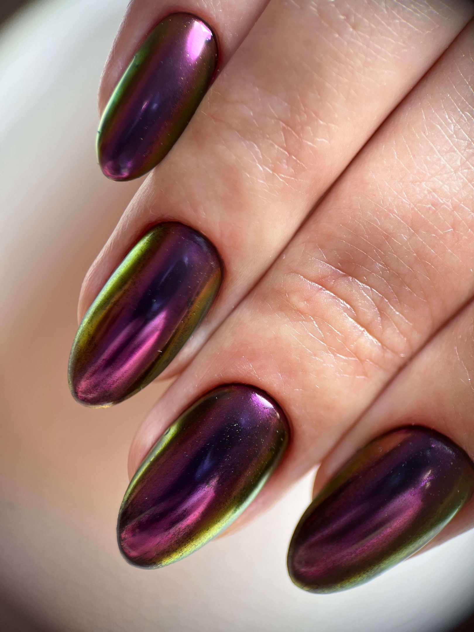 holographic nails
