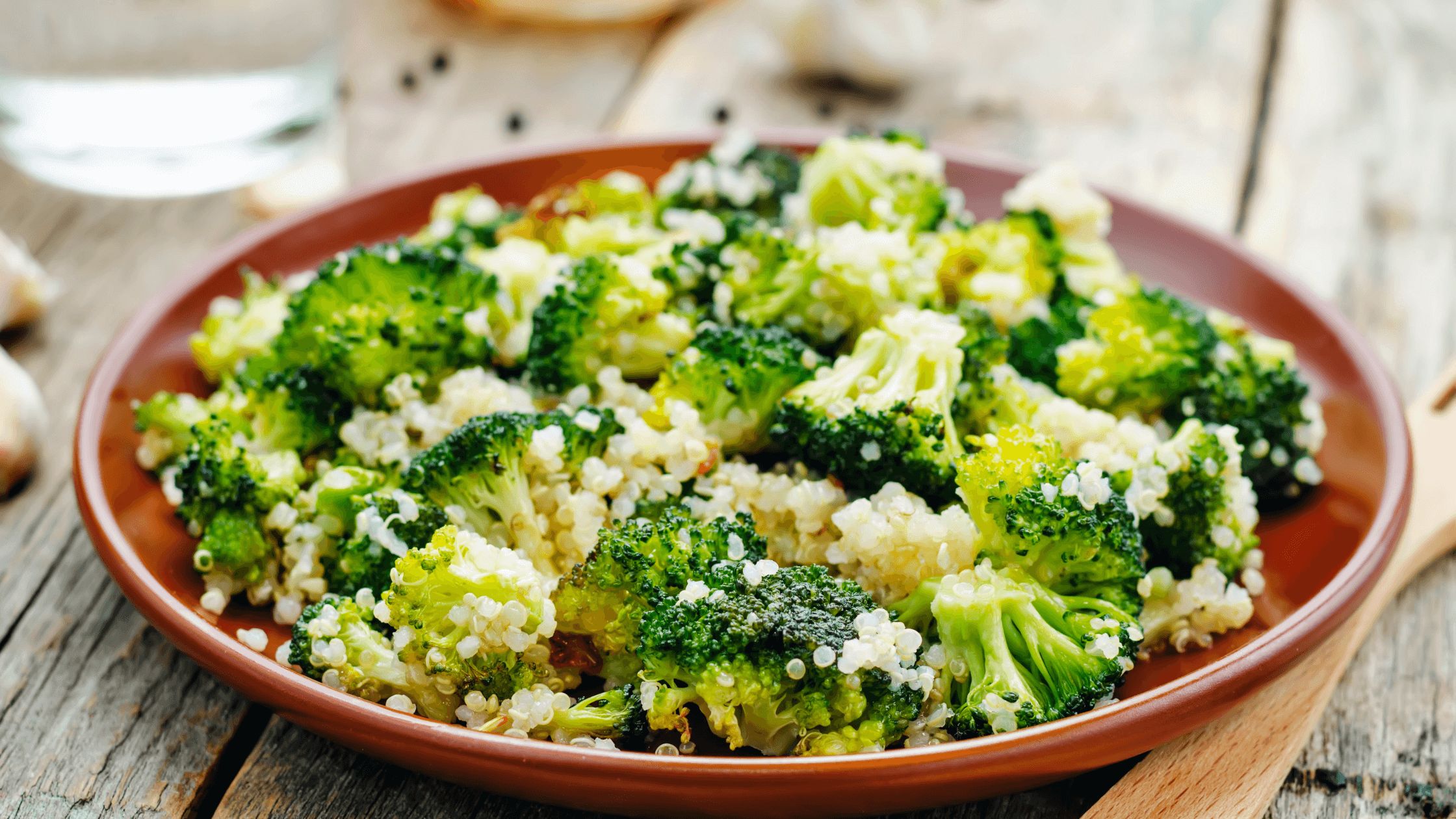 broccoli quinoa bowl