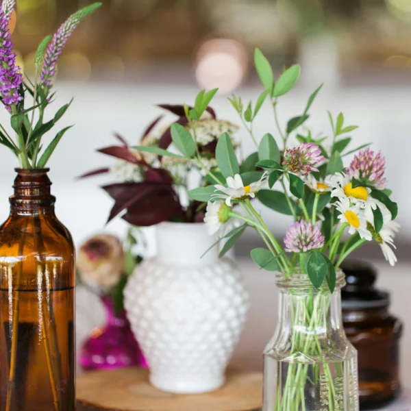 bud vase cluster wildflower wedding centrepiece decoration