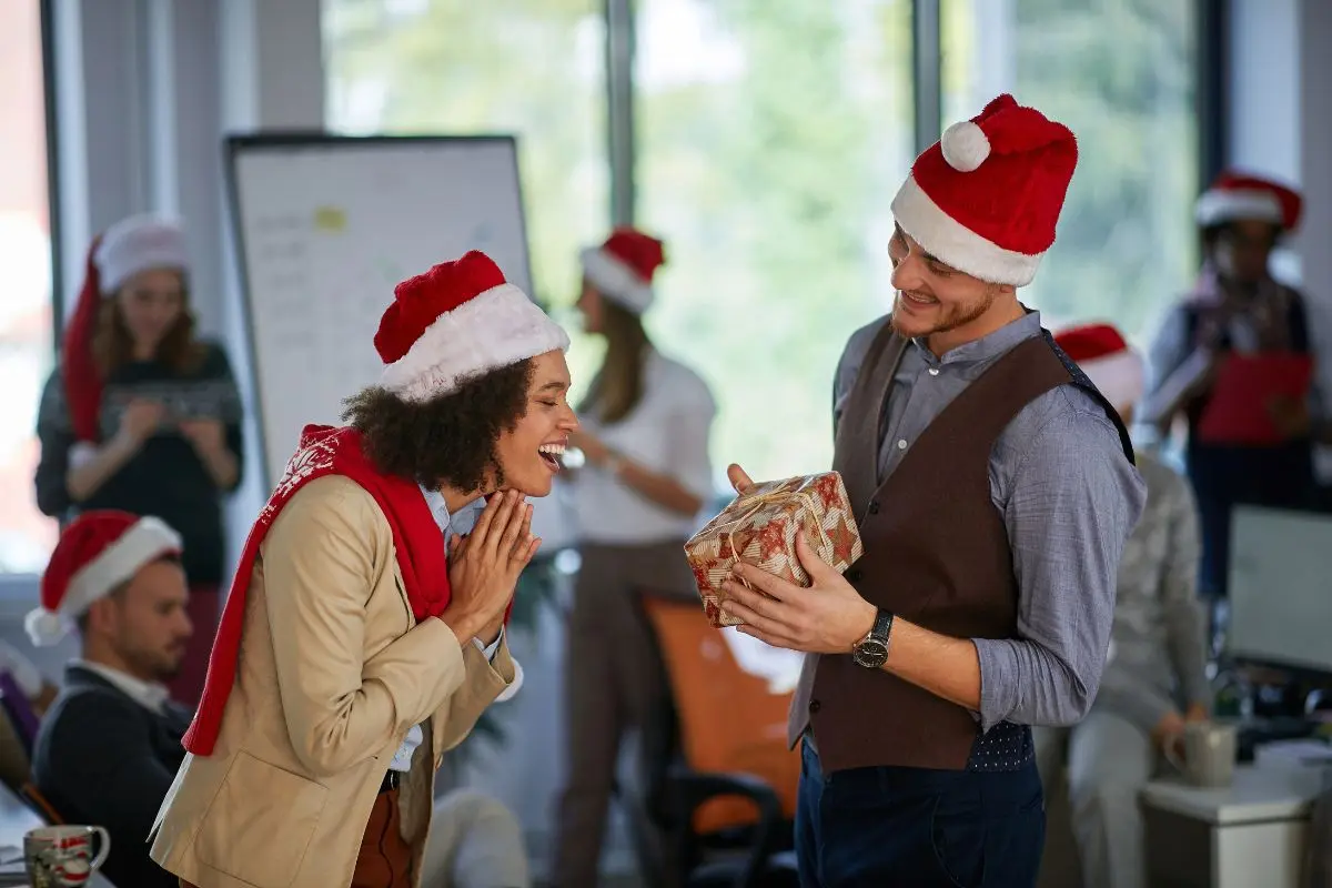 christmas-gifts-for-coworkers