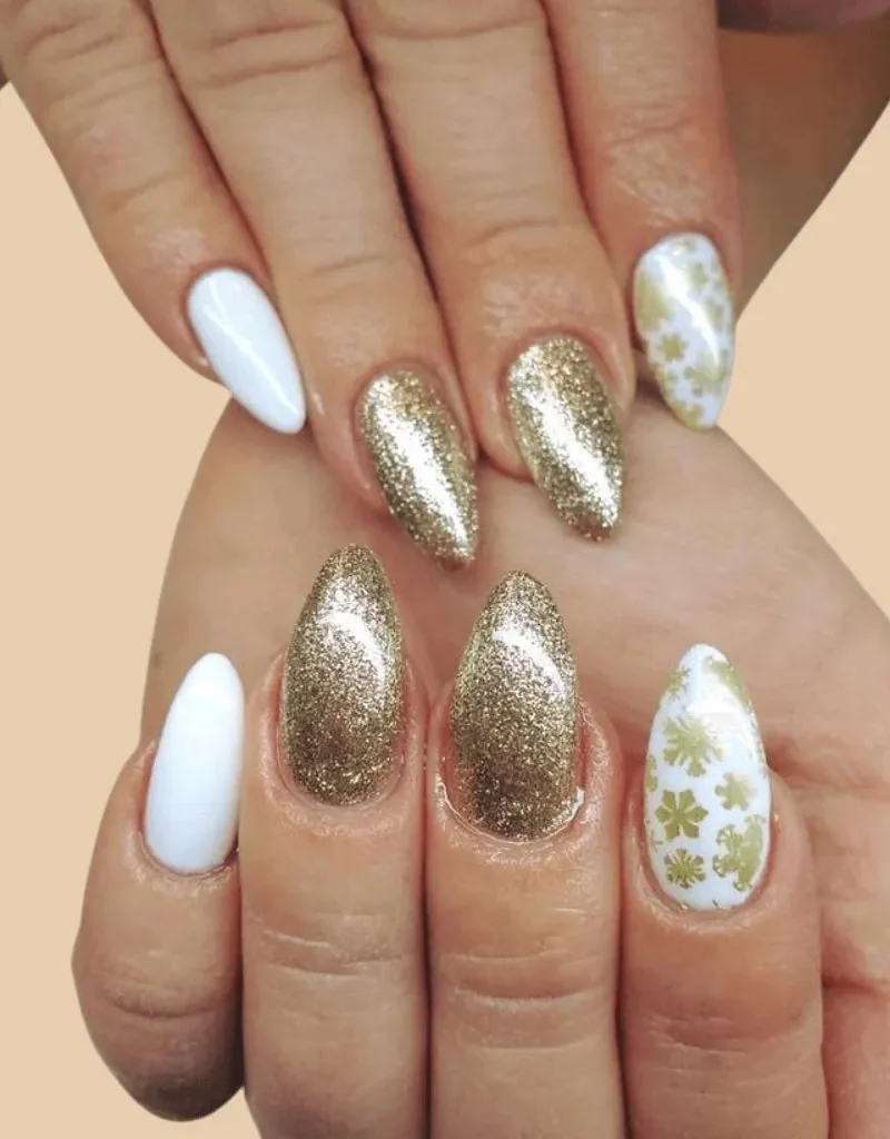 christmas-nails-800 (1)