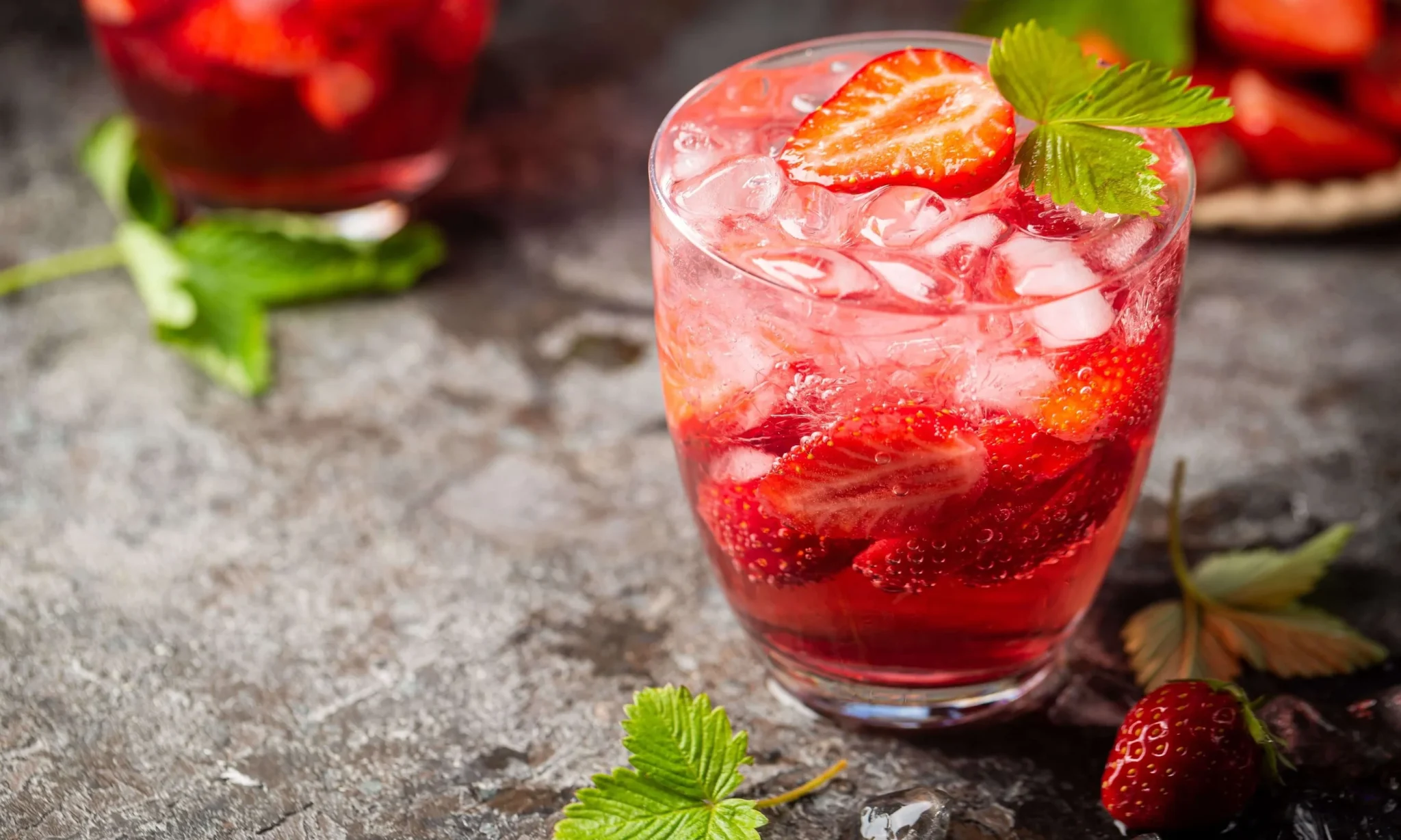 hibiscus-tea-drink-1-YleWw7ee9PU4nxWz-2048x1229 hibiscus-tea-drink-1-YleWw7ee9PU4nxWz-2048x1229