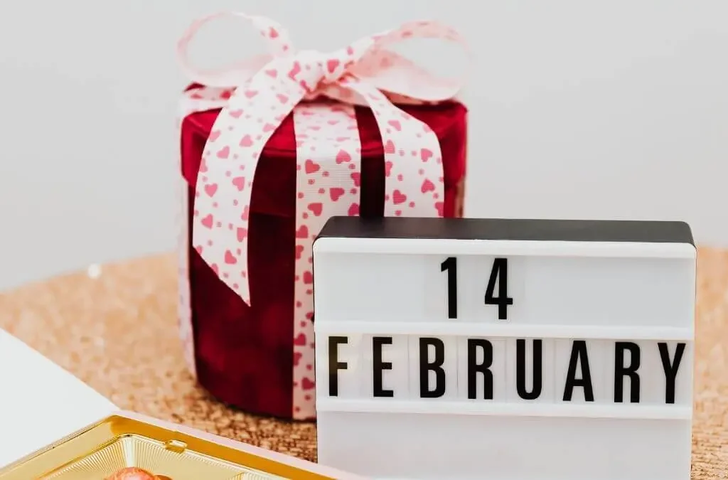 valentine-gifts-hero-image